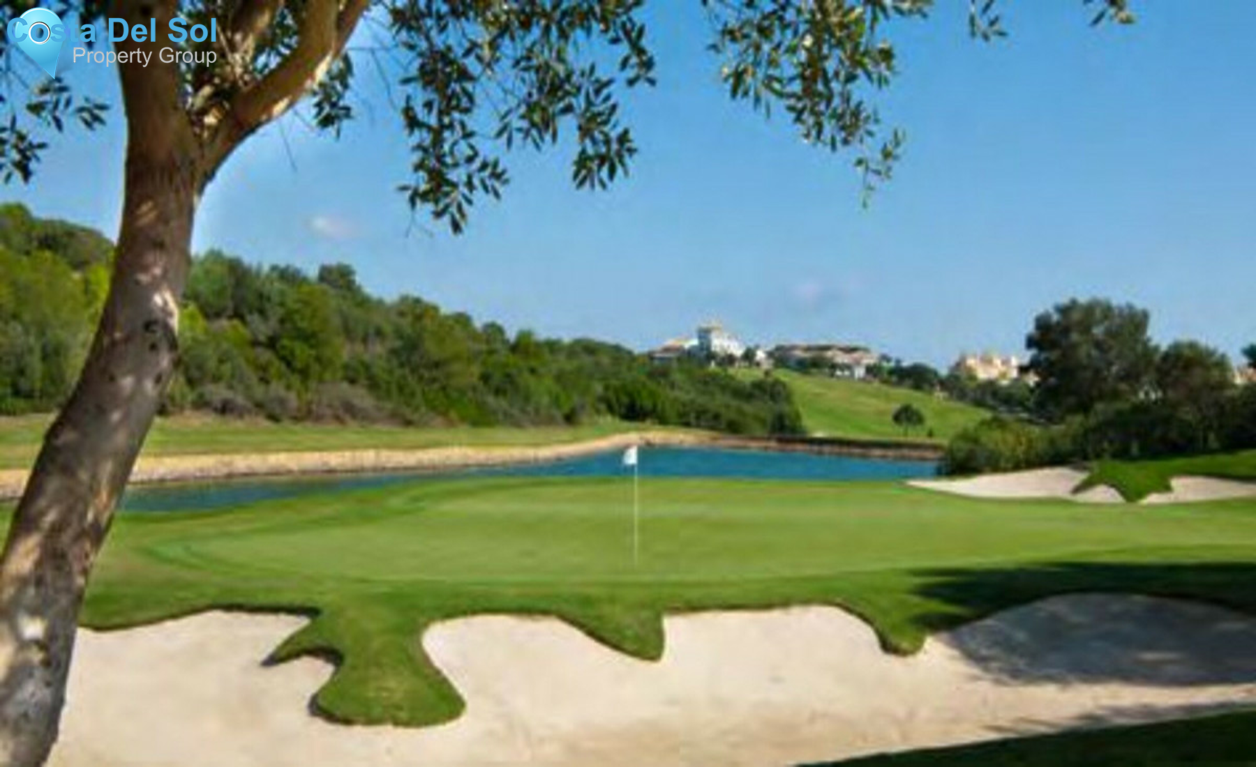 Semi-Detached House in Casares