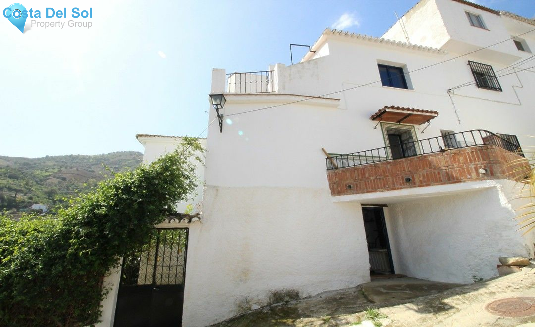 Semi-Detached House in Cútar