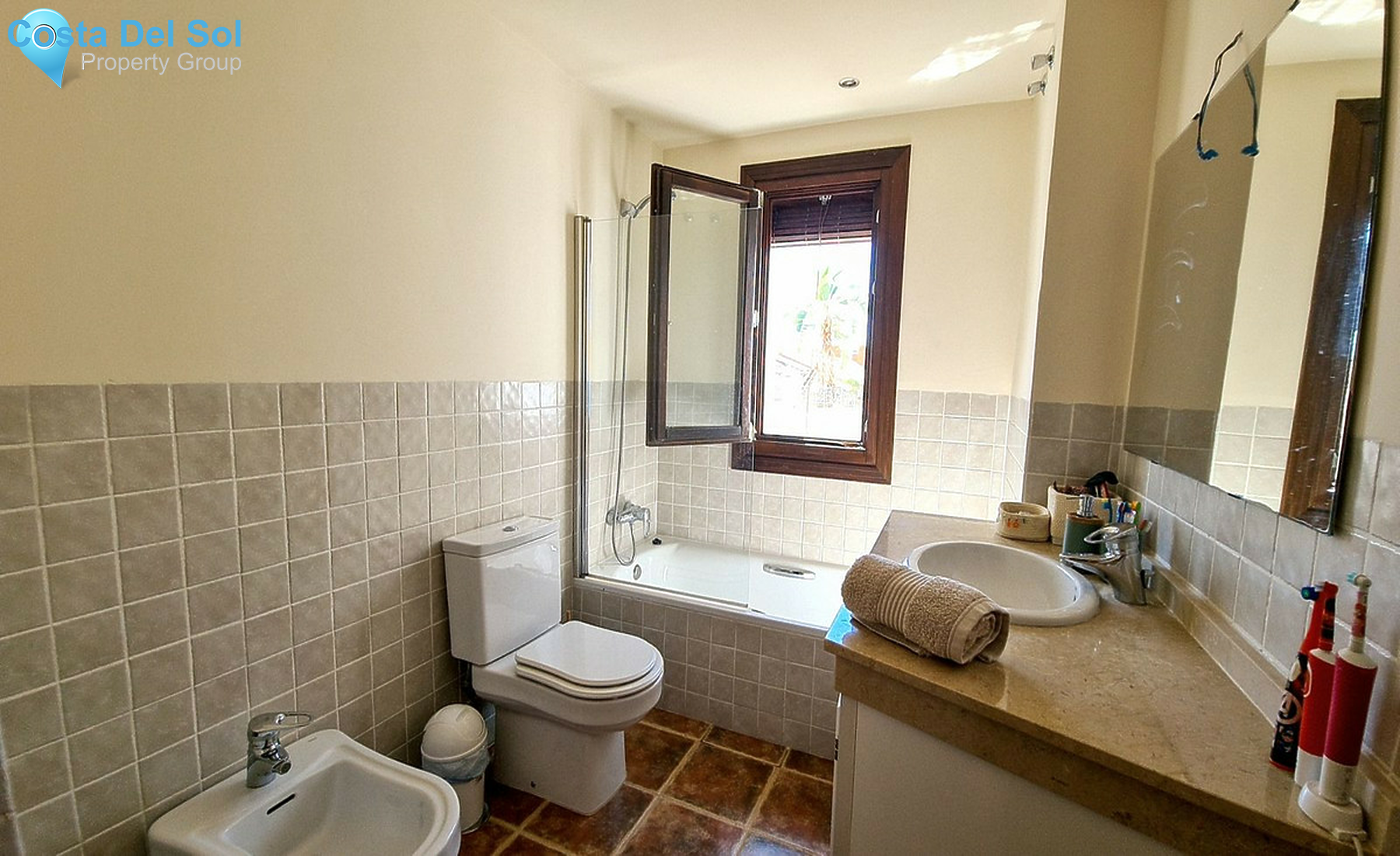 Semi-Detached House in Estepona-1512089