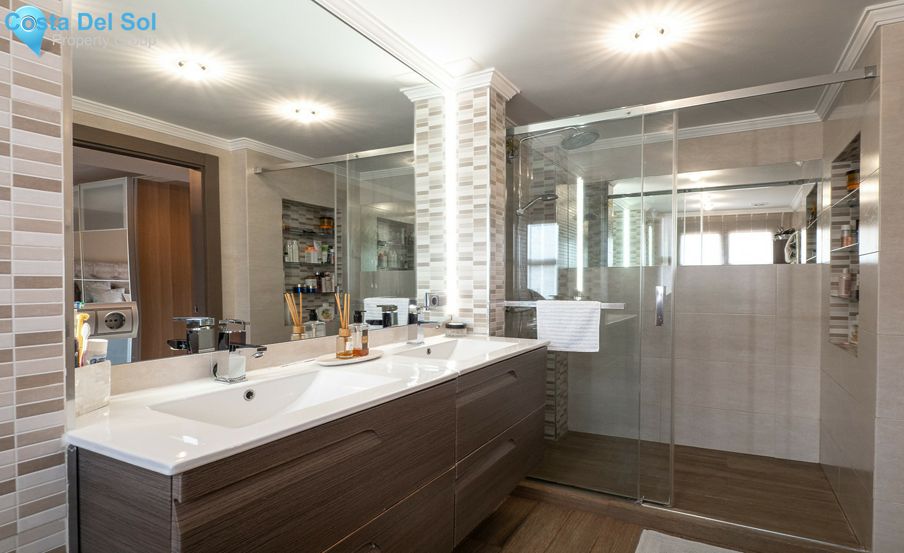 Semi-Detached House in Guadalmina Alta-1235889