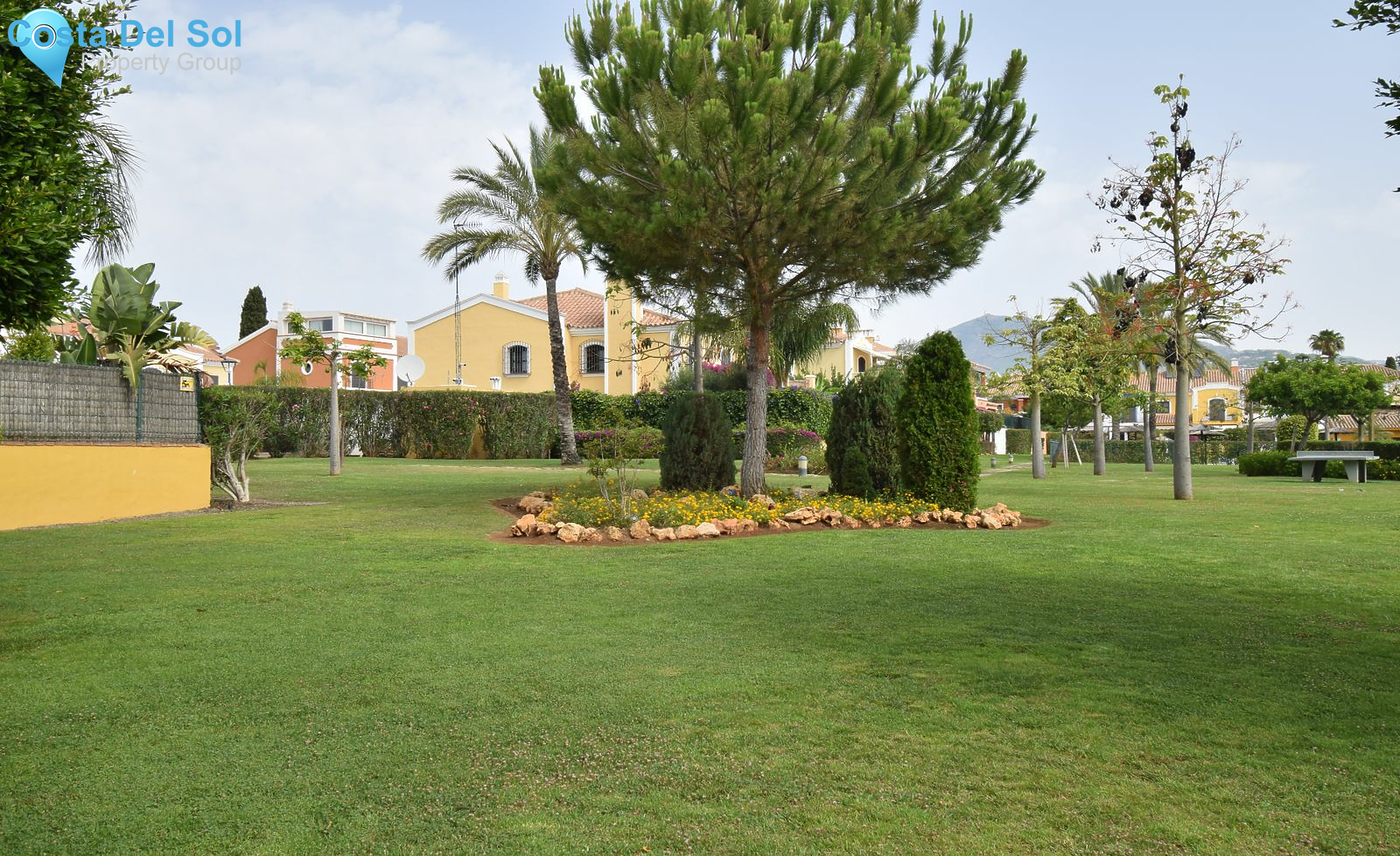 Semi-Detached House in Guadalmina Alta-1142818