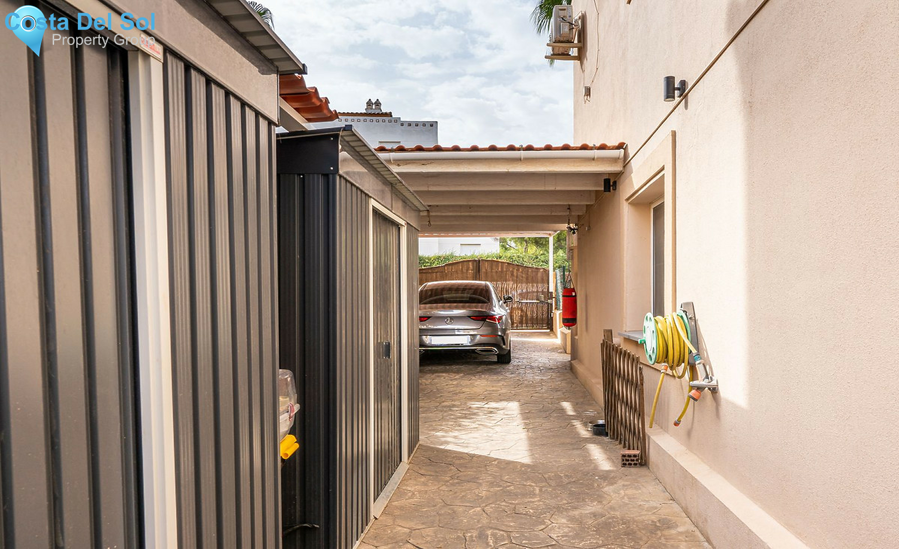 Semi-Detached House in La Alcaidesa-1506186