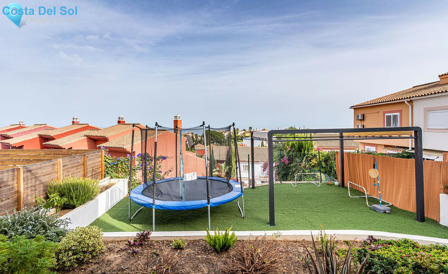 Semi-Detached House in La Alcaidesa-1506180