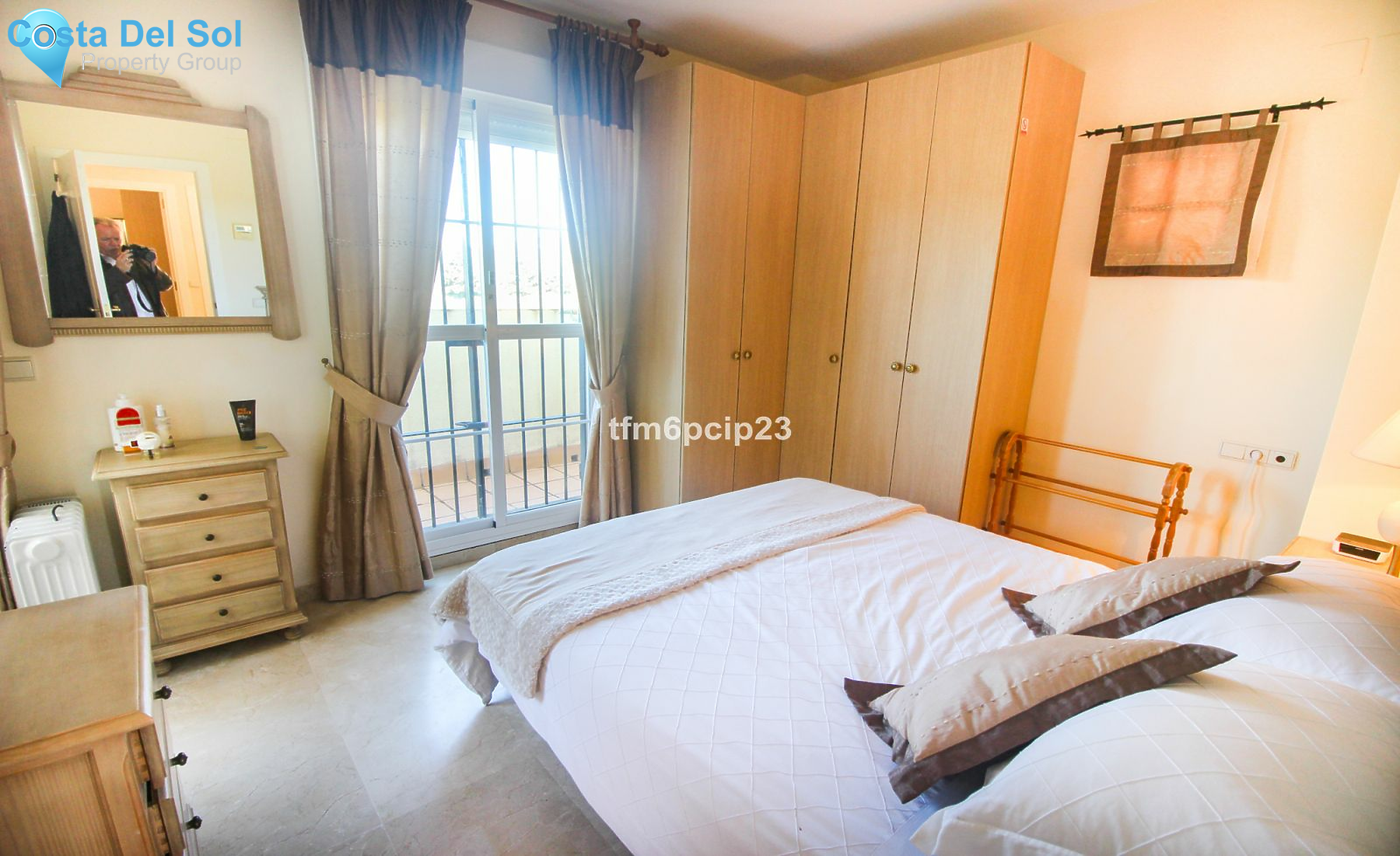 Semi-Detached House in La Duquesa-1449112