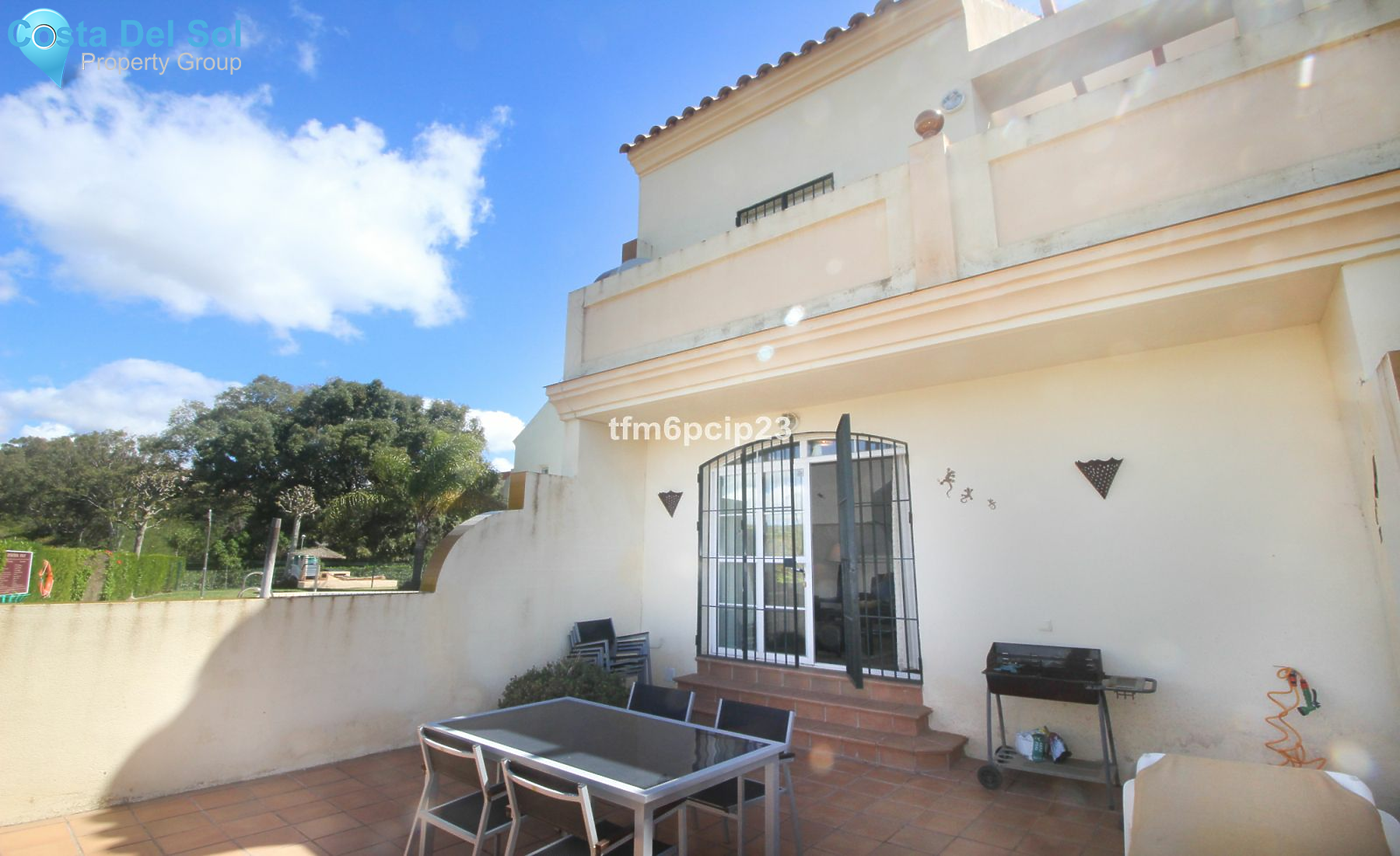 Semi-Detached House in La Duquesa-1449114