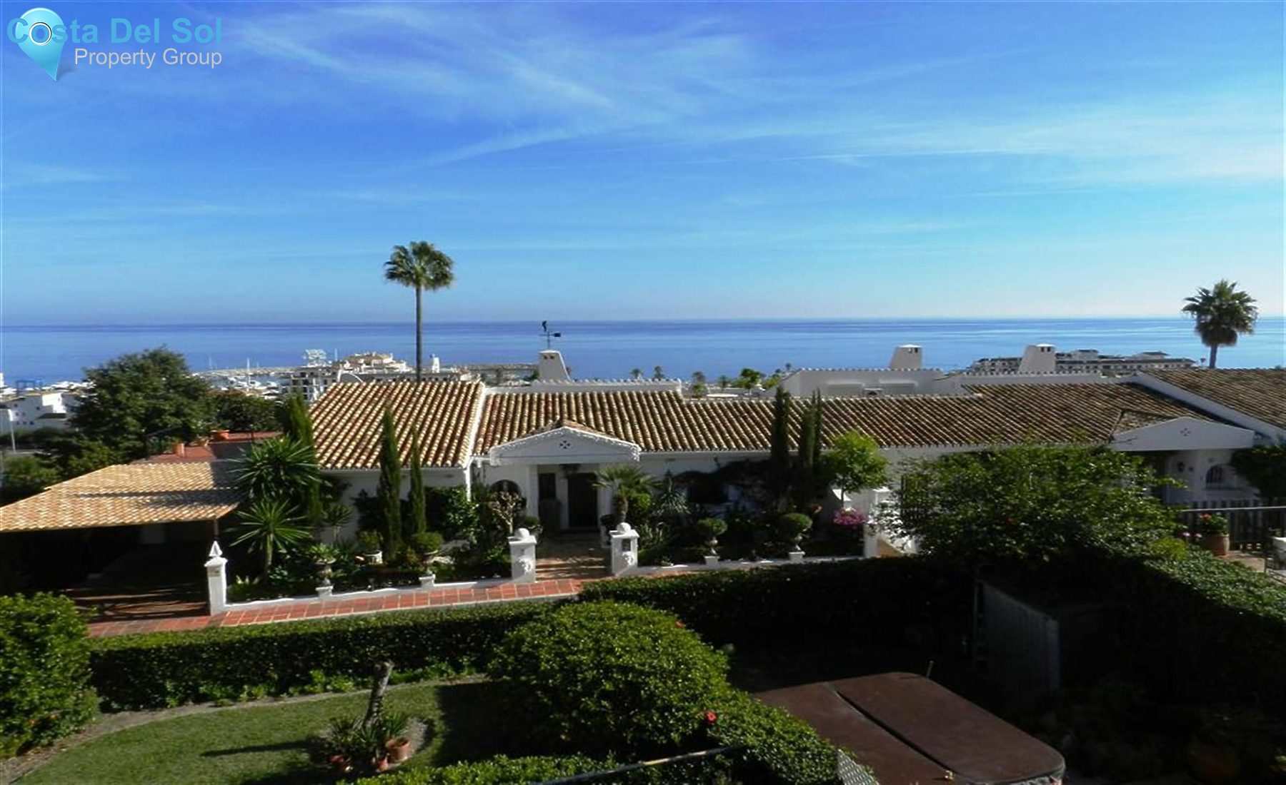 Semi-Detached House in La Duquesa