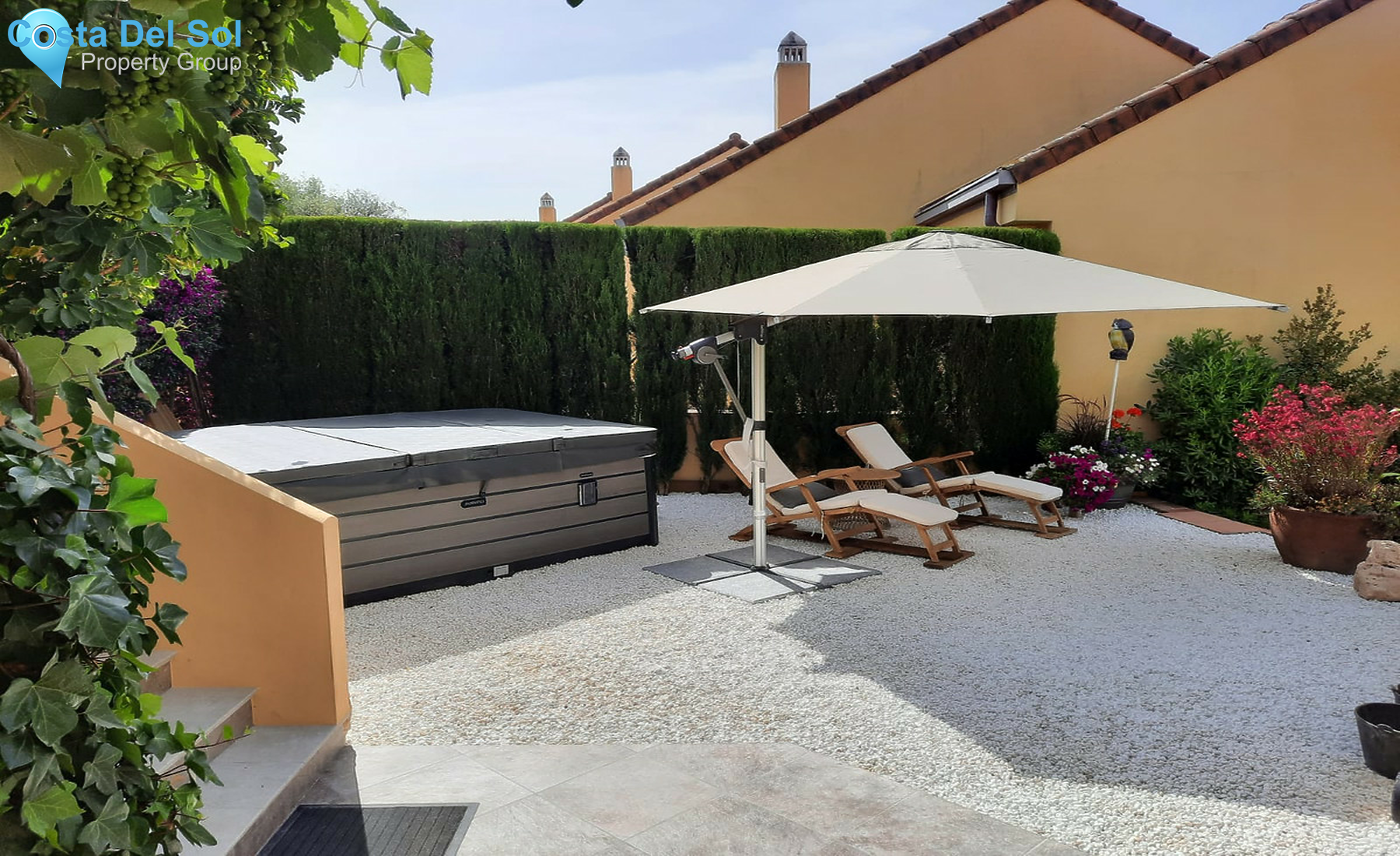 Semi-Detached House in La Mairena-1409831