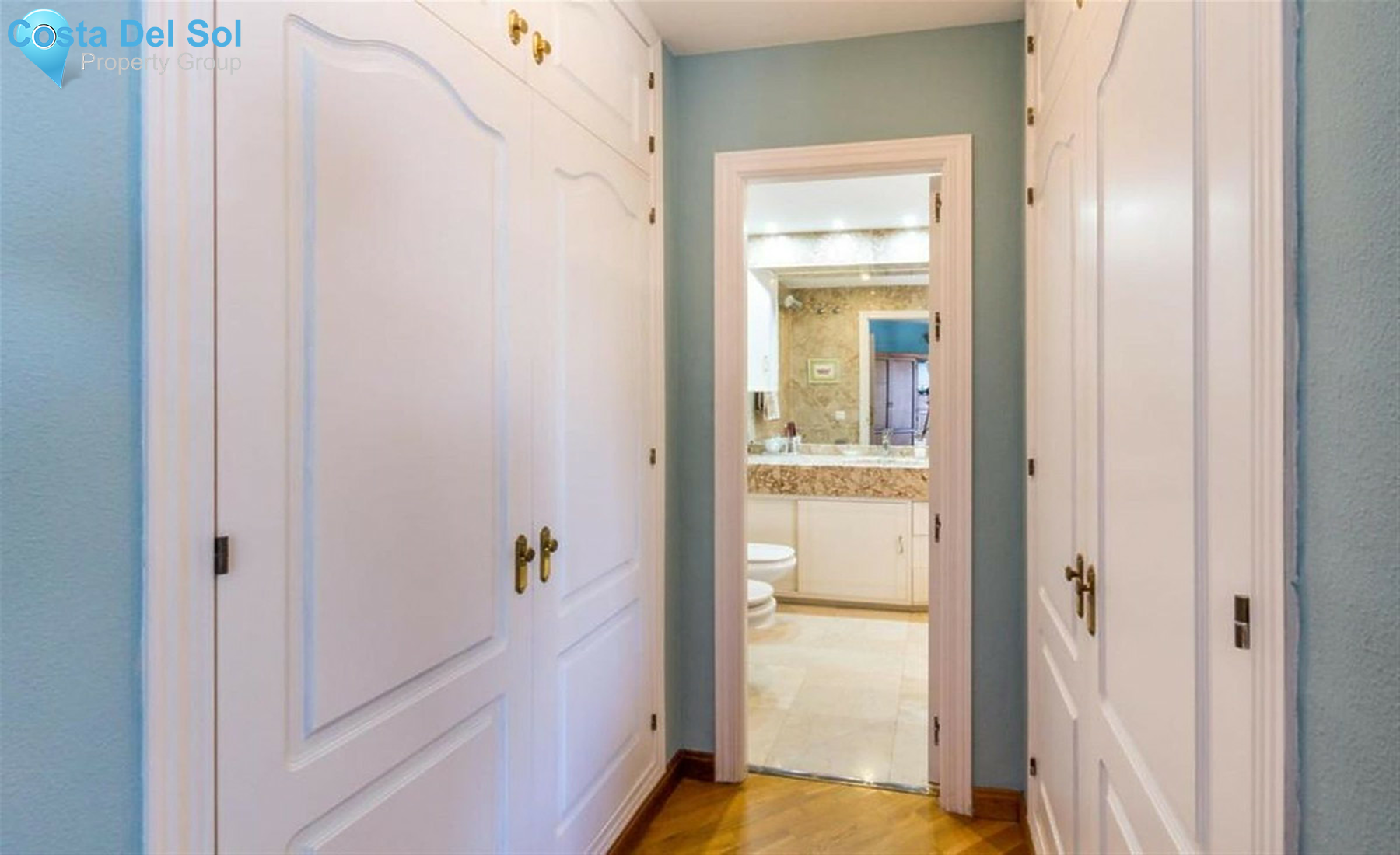 Semi-Detached House in Marbella-1458952