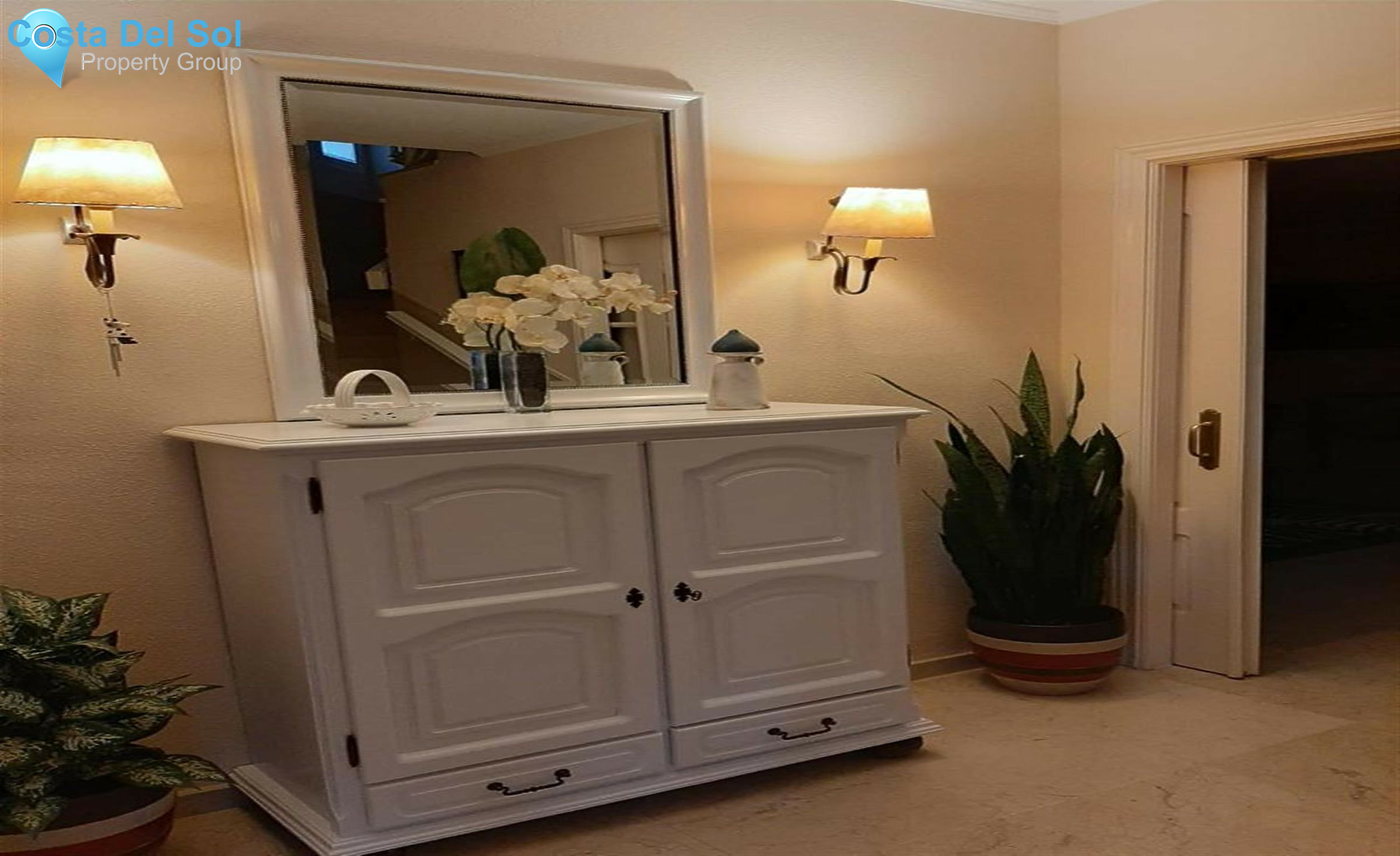 Semi-Detached House in Marbella-1458937