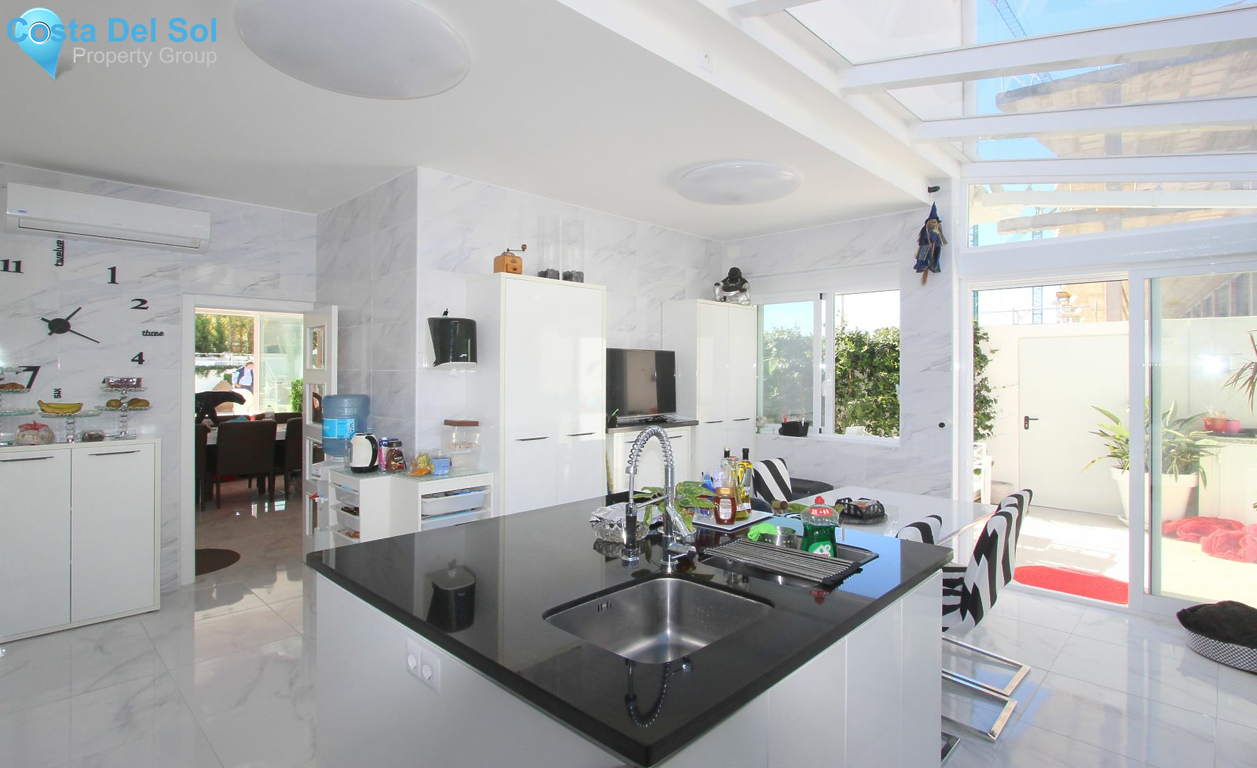 Semi-Detached House in Marbella-1178398