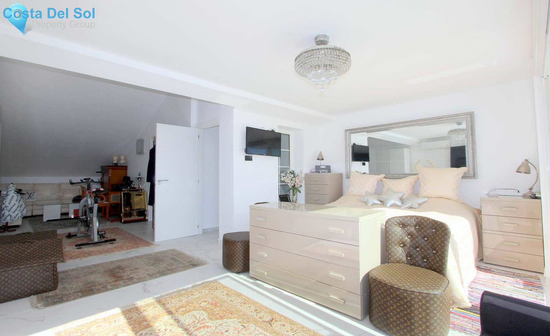 Semi-Detached House in Marbella-1178406