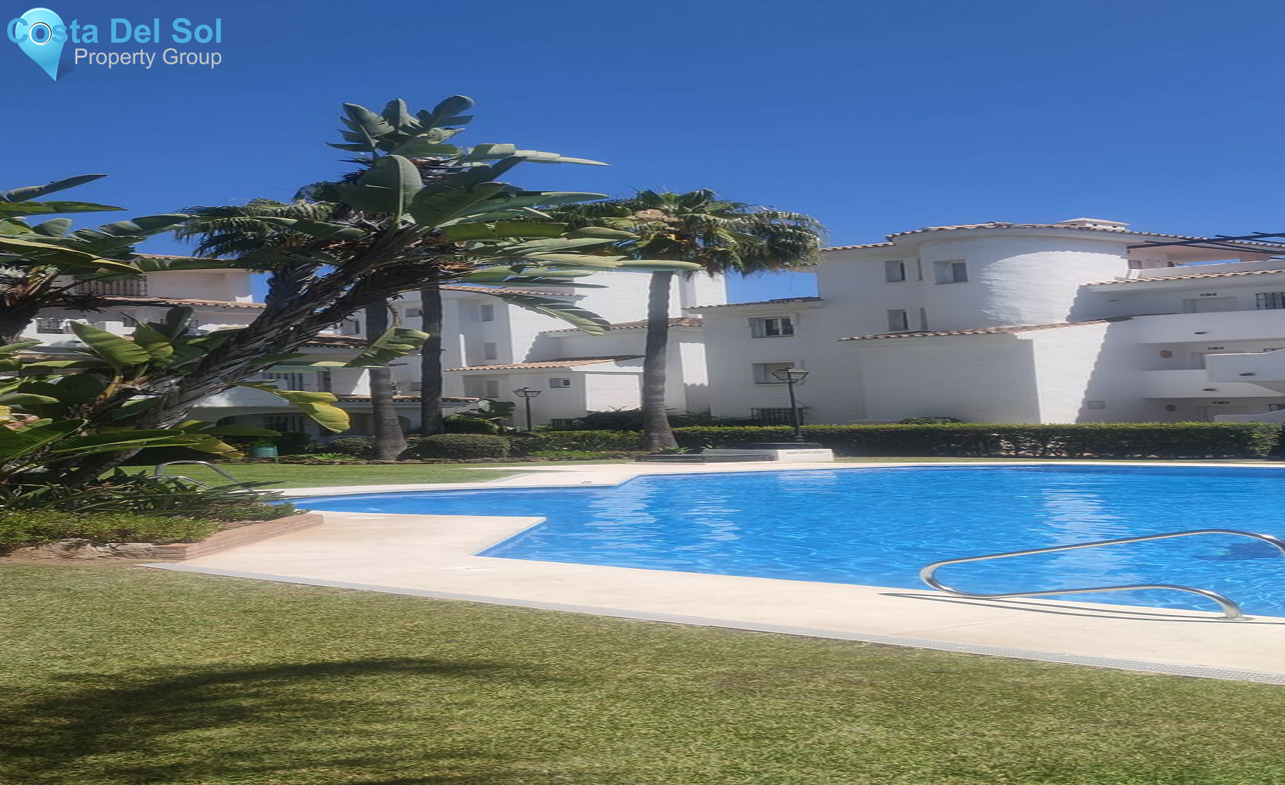 Semi-Detached House in Nueva Andalucía-1368657
