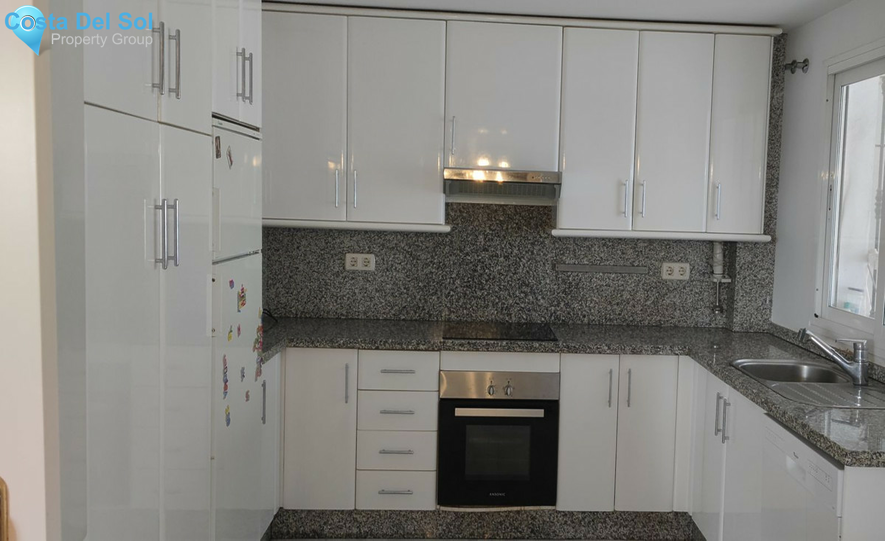 Semi-Detached House in Nueva Andalucía-1368646