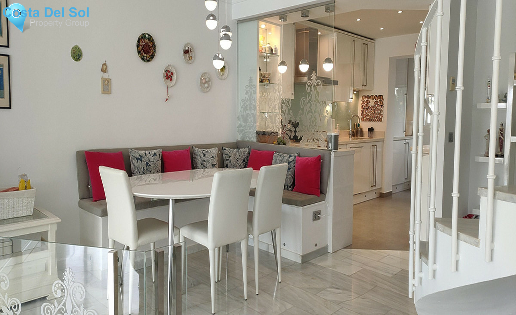 Semi-Detached House in Nueva Andalucía-1529485