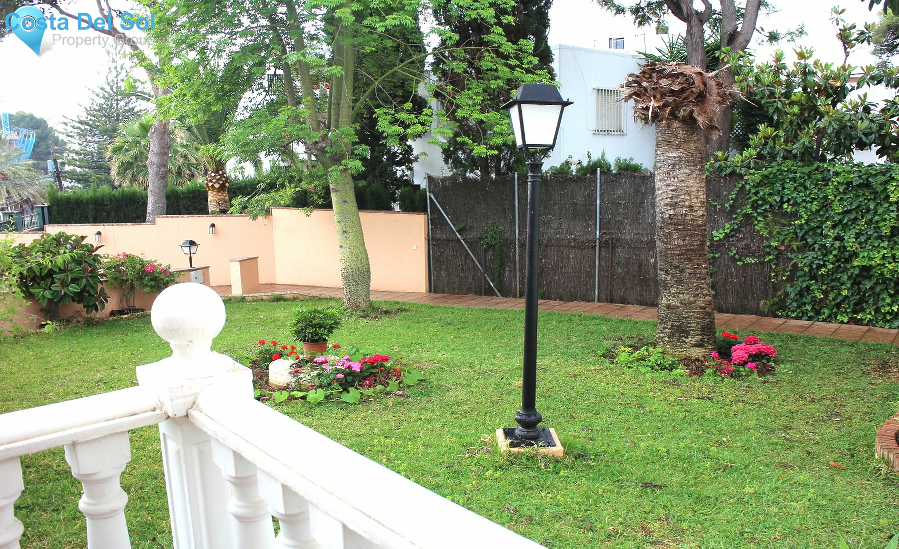 Semi-Detached House in Nueva Andalucía-1152037