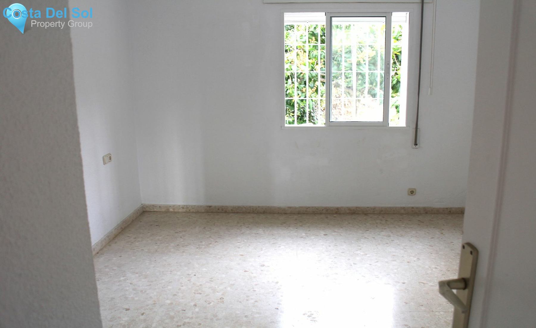 Semi-Detached House in Nueva Andalucía-1152028