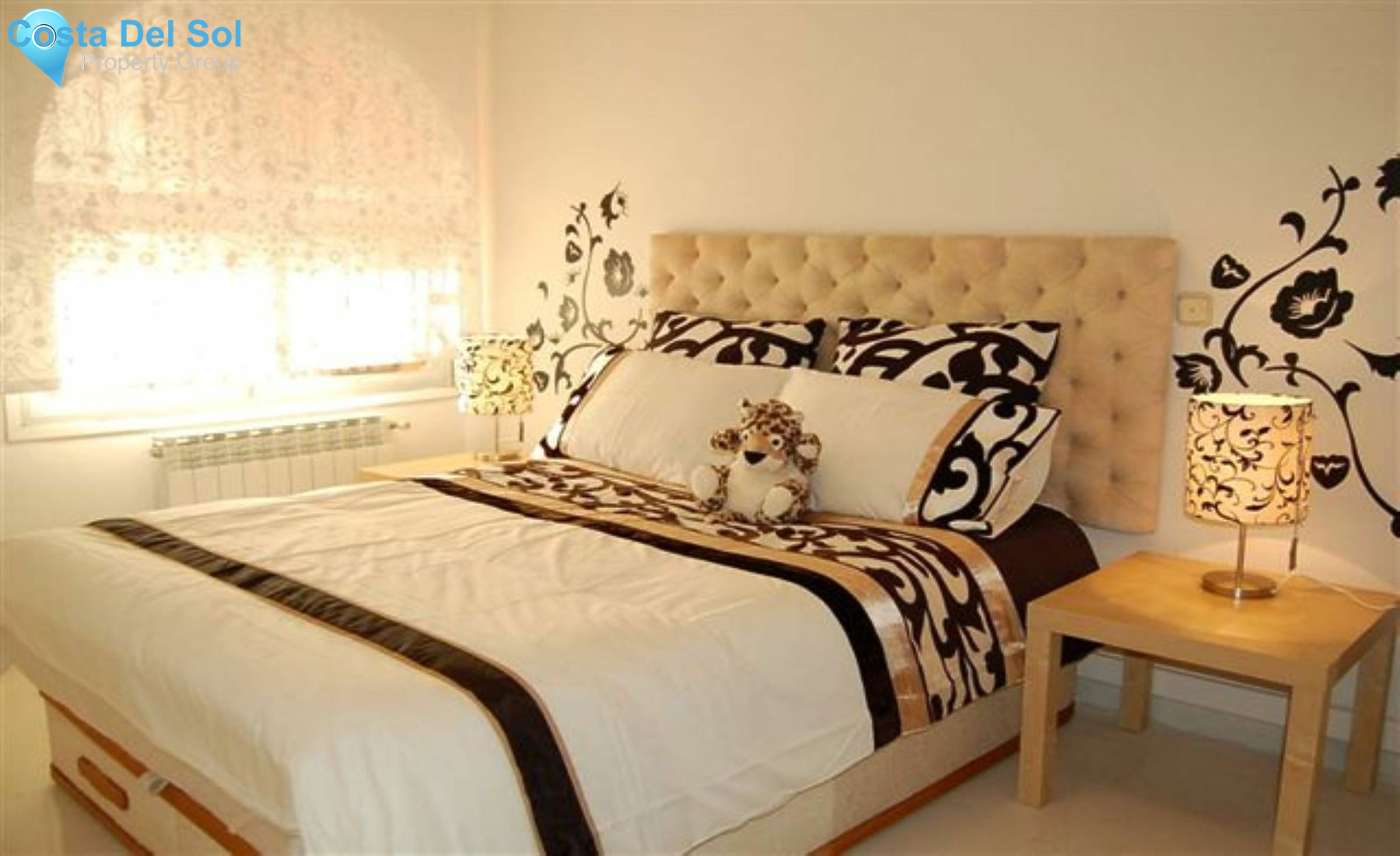 Semi-Detached House in Nueva Andalucía-1432238