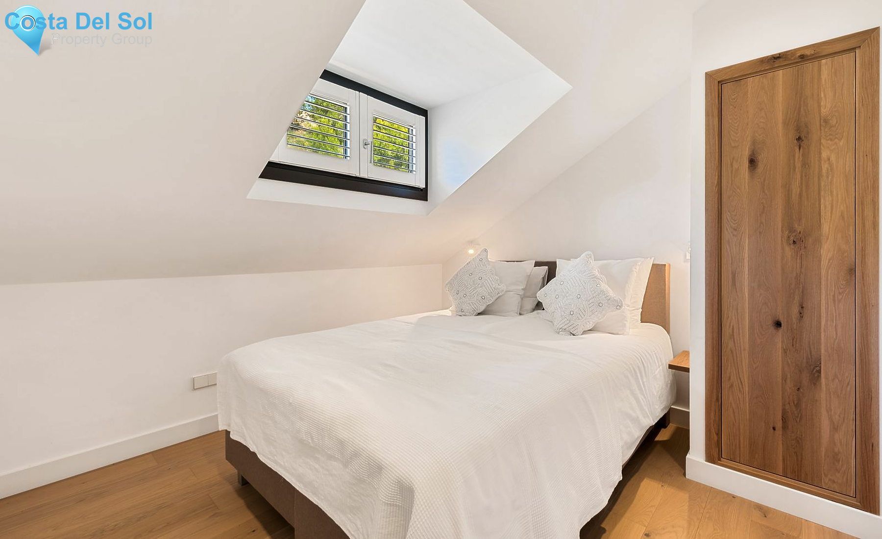 Semi-Detached House in Nueva Andalucía-1494609