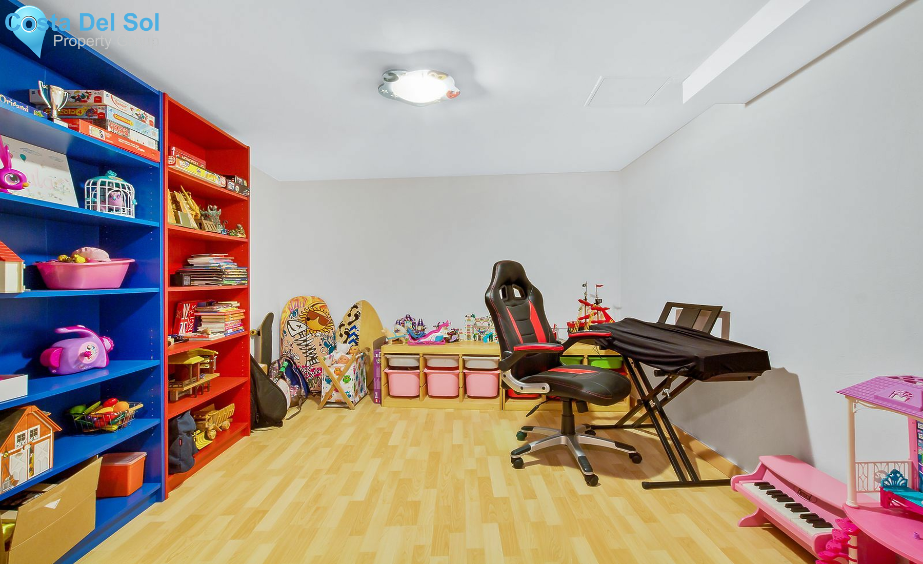 Semi-Detached House in Nueva Andalucía-1514545