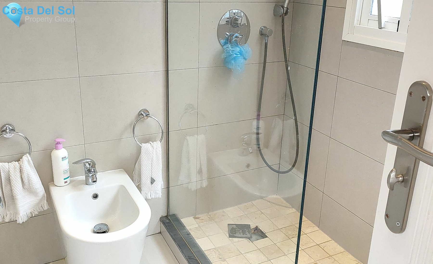 Semi-Detached House in Nueva Andalucía-1516226