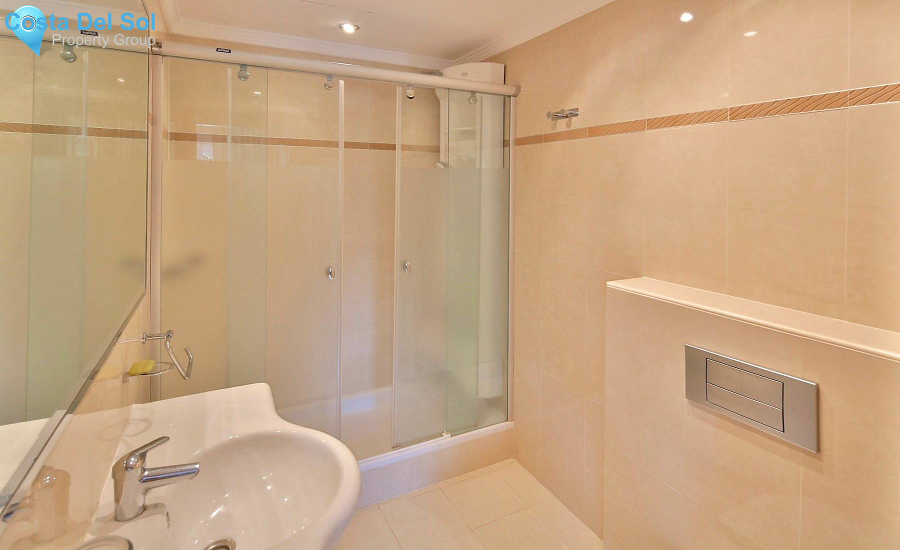 Semi-Detached House in Puerto de Cabopino-1233421