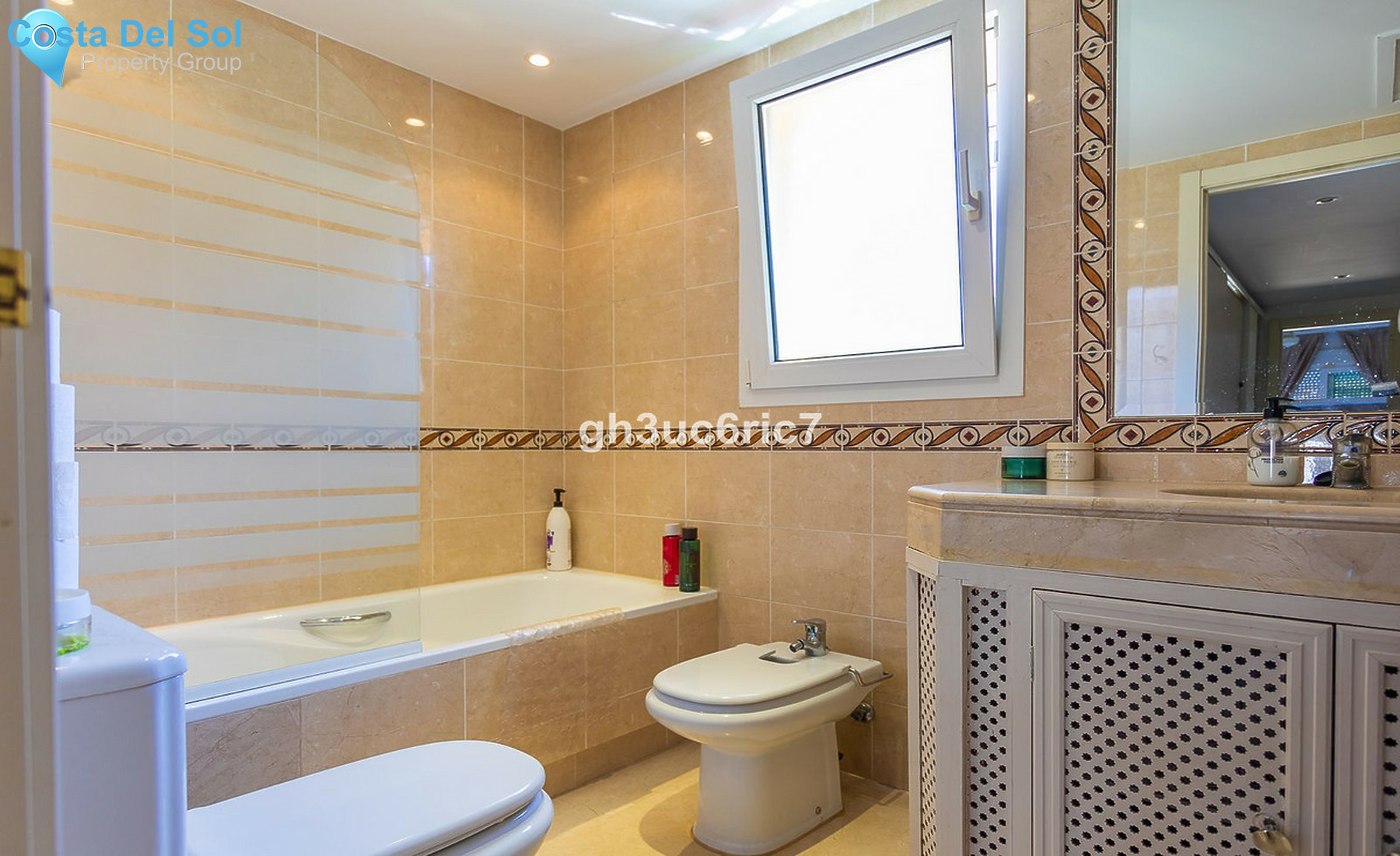 Semi-Detached House in Riviera del Sol-1364652