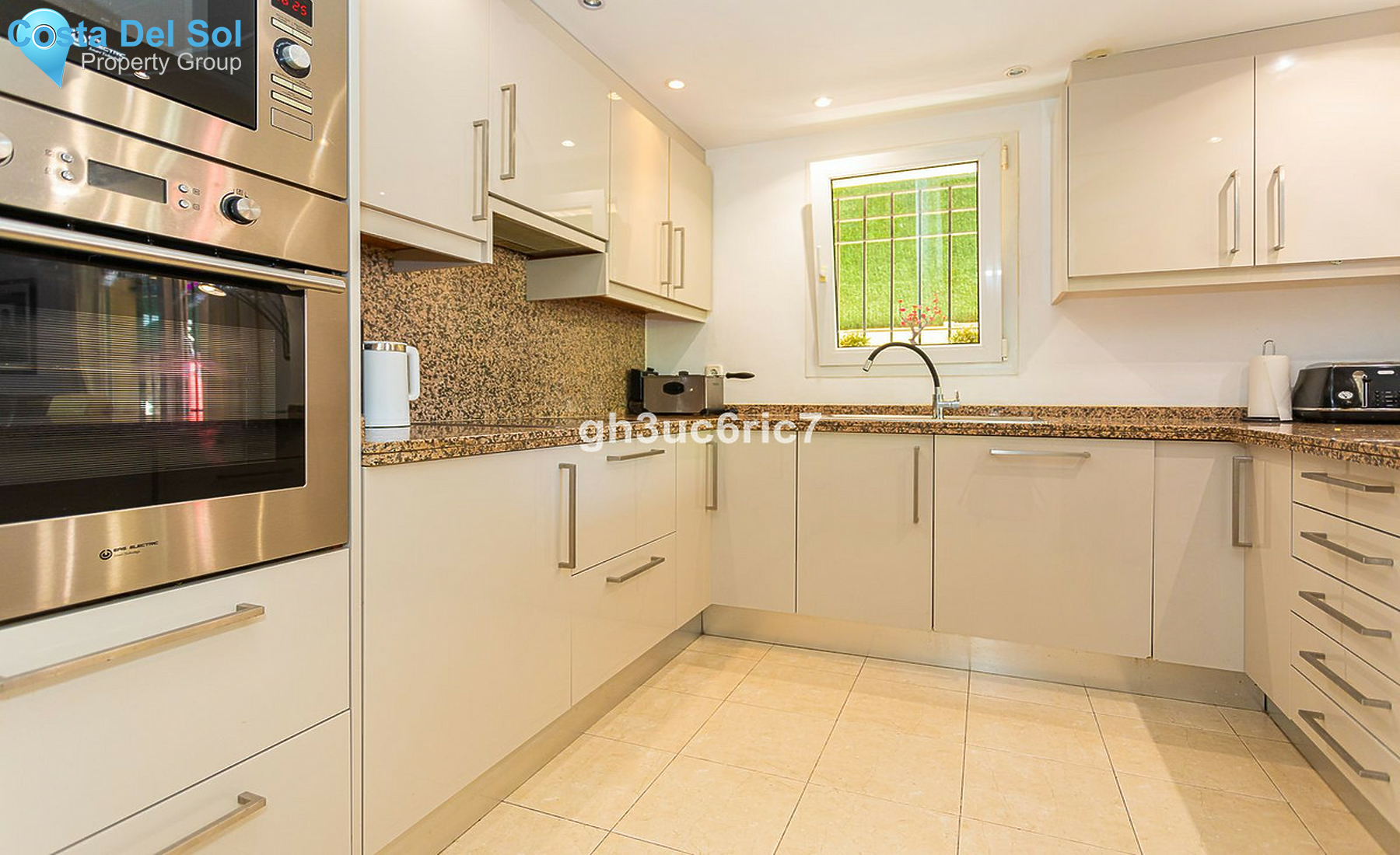 Semi-Detached House in Riviera del Sol-1364642