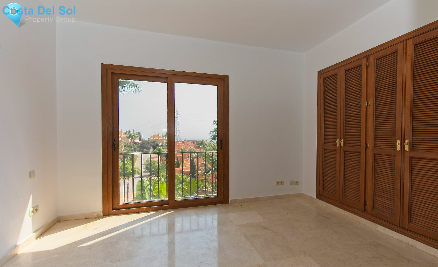 Semi-Detached House in Riviera del Sol-1157734