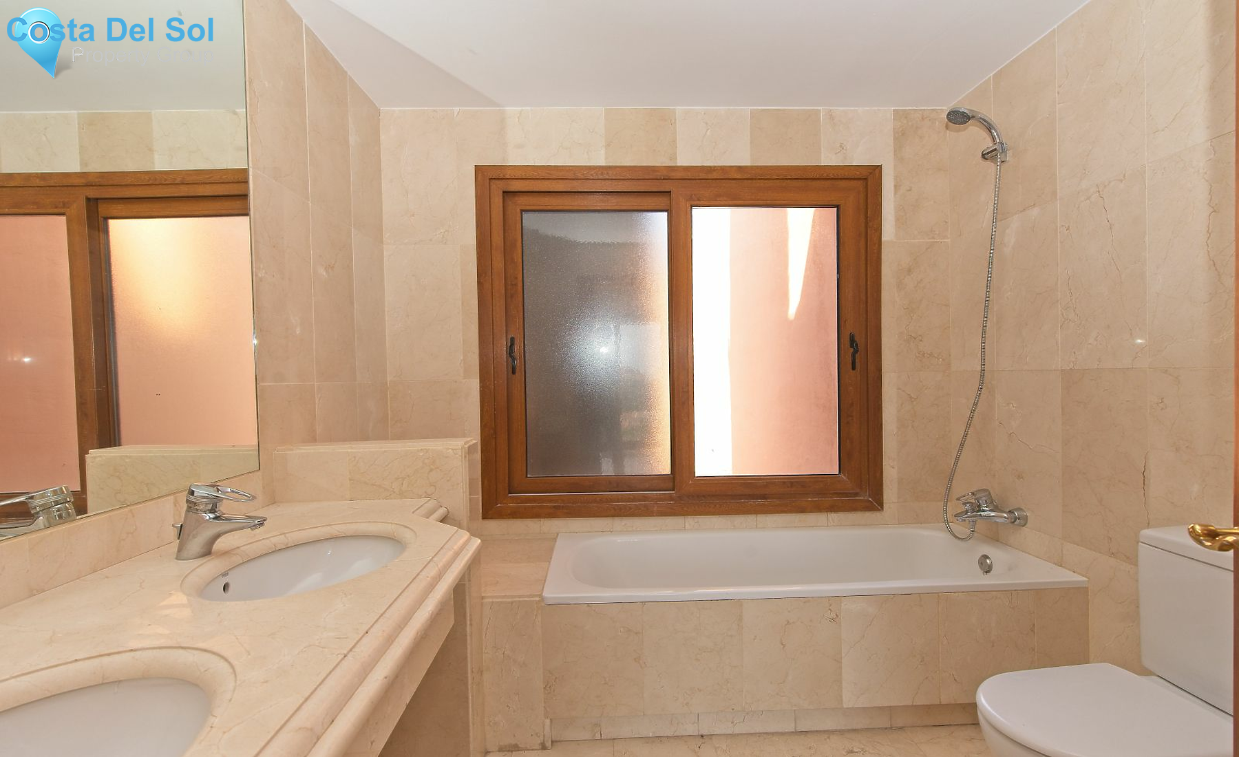 Semi-Detached House in Riviera del Sol-1157727