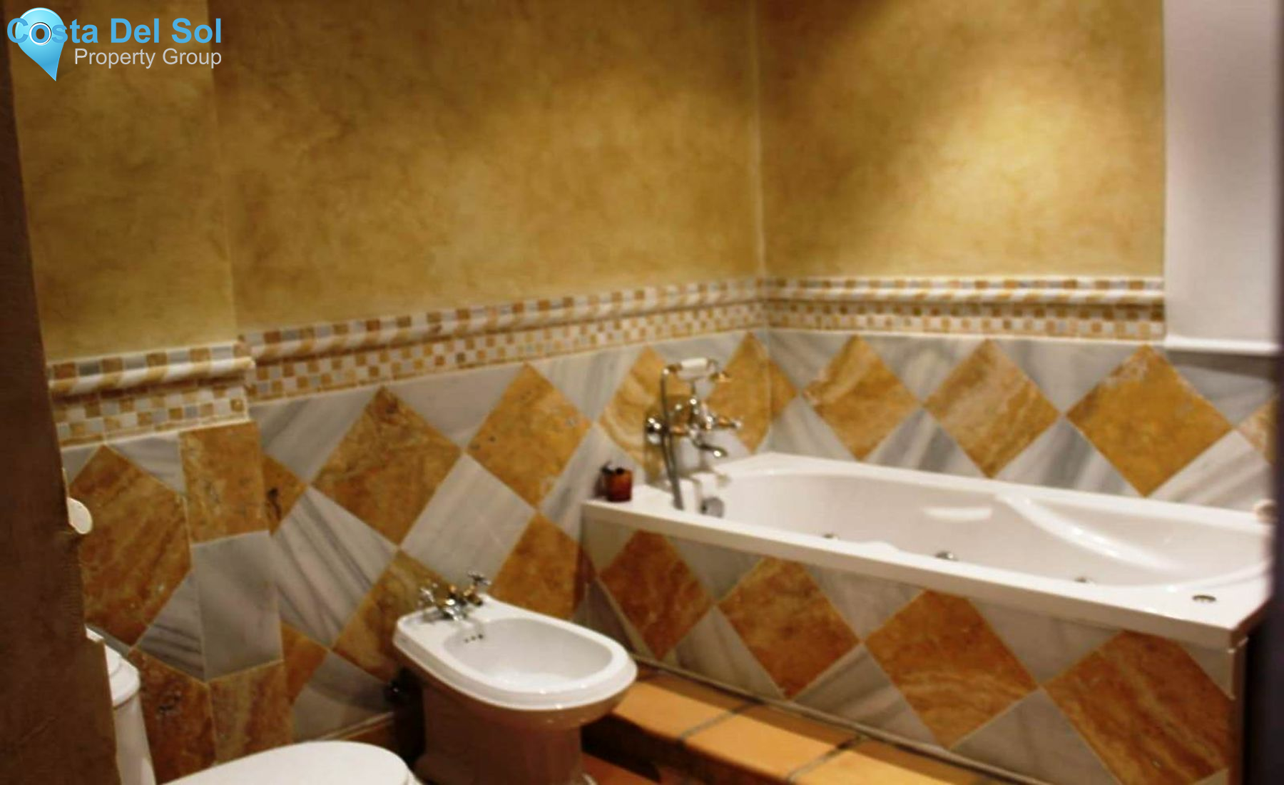 Semi-Detached House in San Pedro de Alcántara-1215645