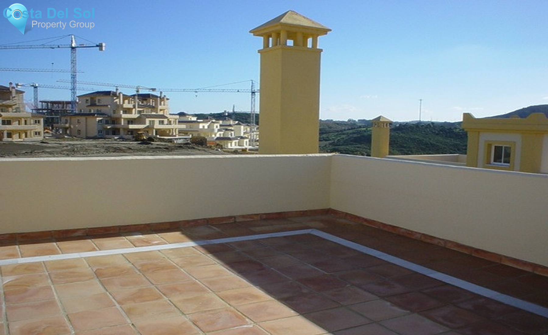 Semi-Detached House in San Roque-1337960