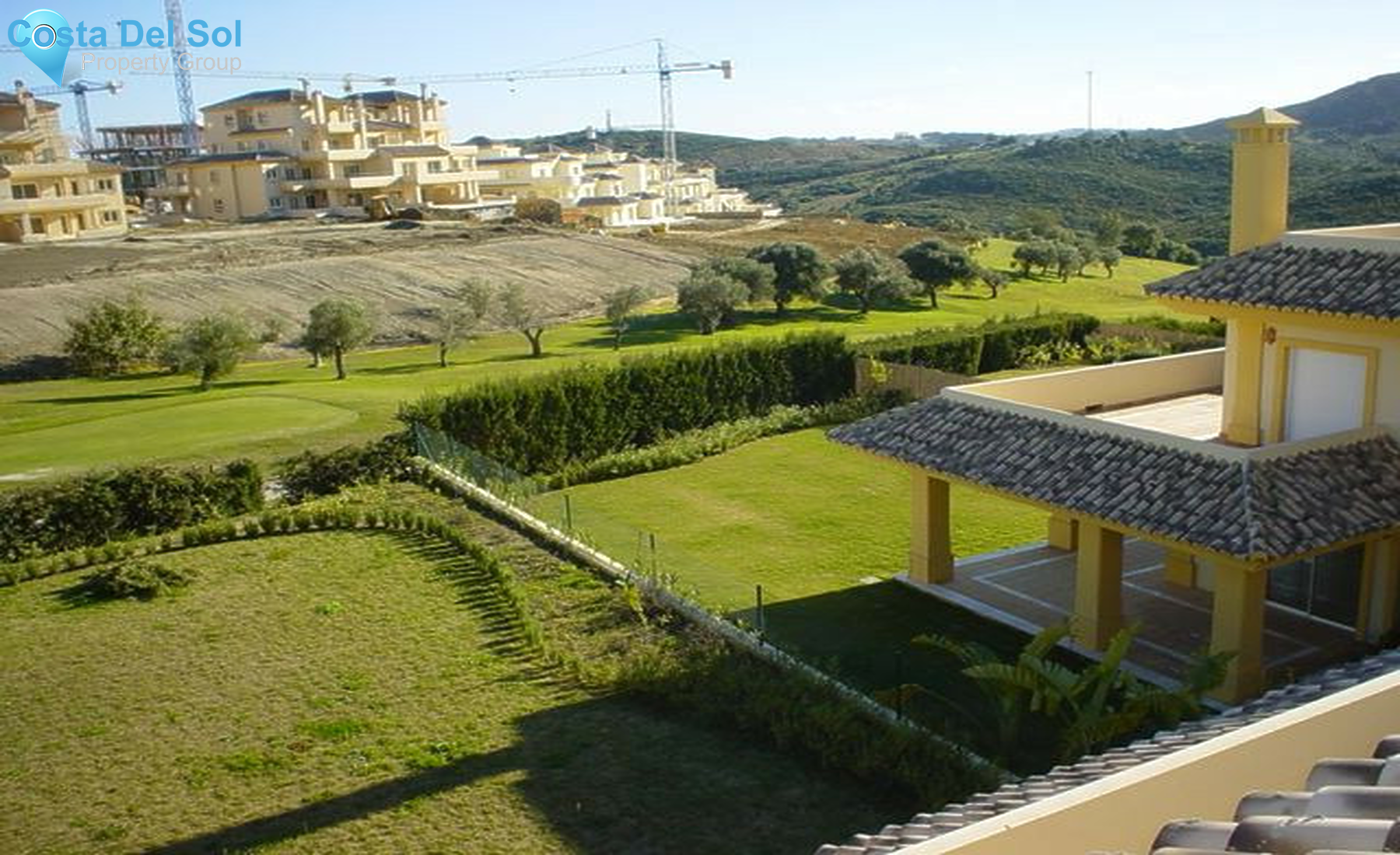 Semi-Detached House in San Roque-1337948