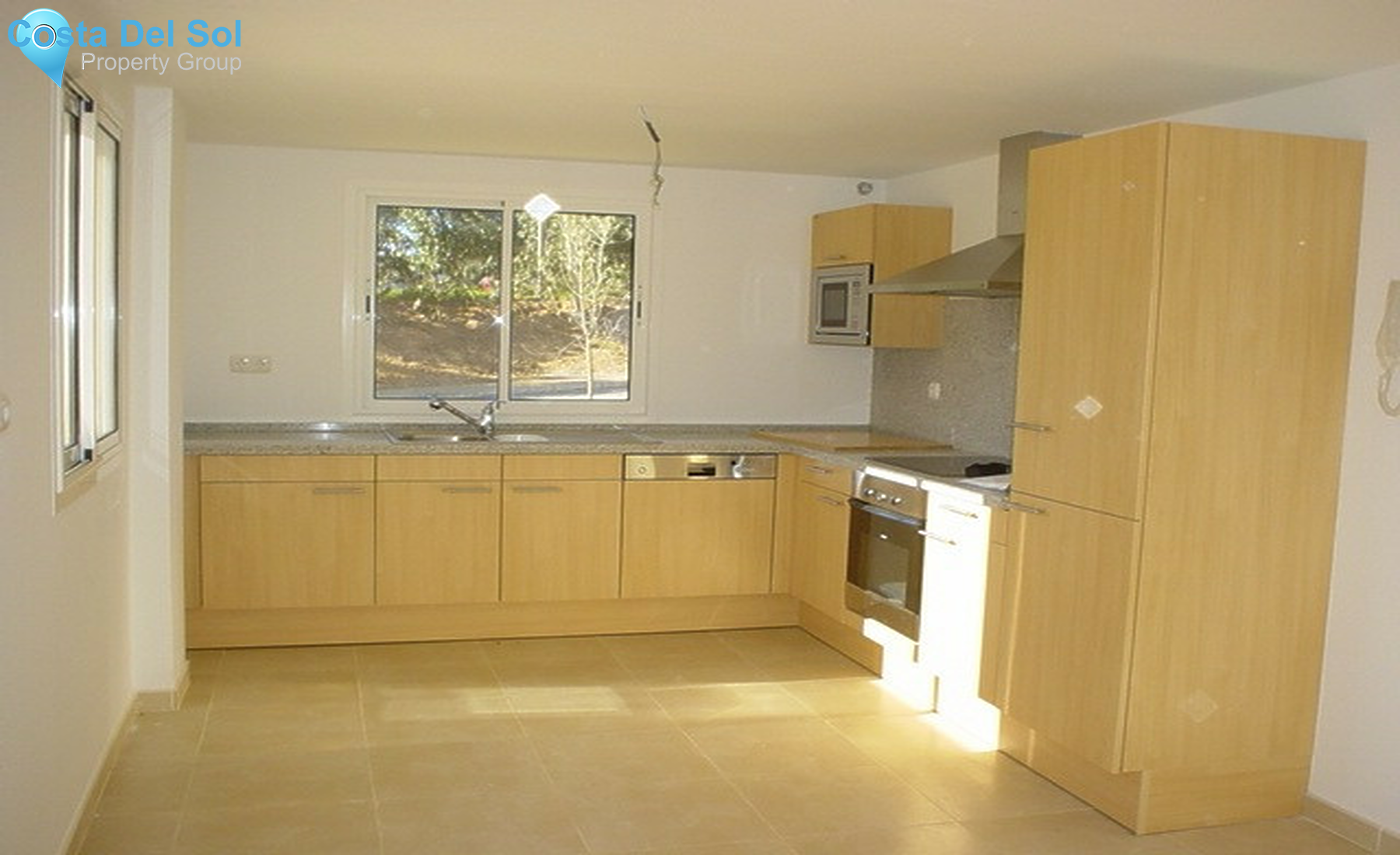 Semi-Detached House in San Roque-1337949