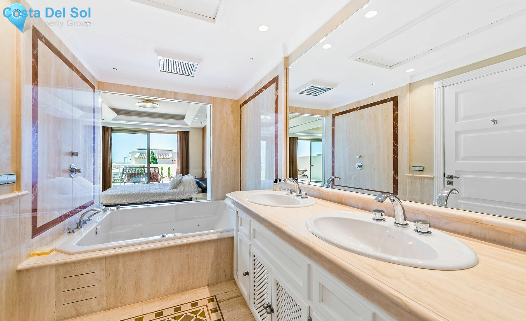 Semi-Detached House in Sierra Blanca-1519715