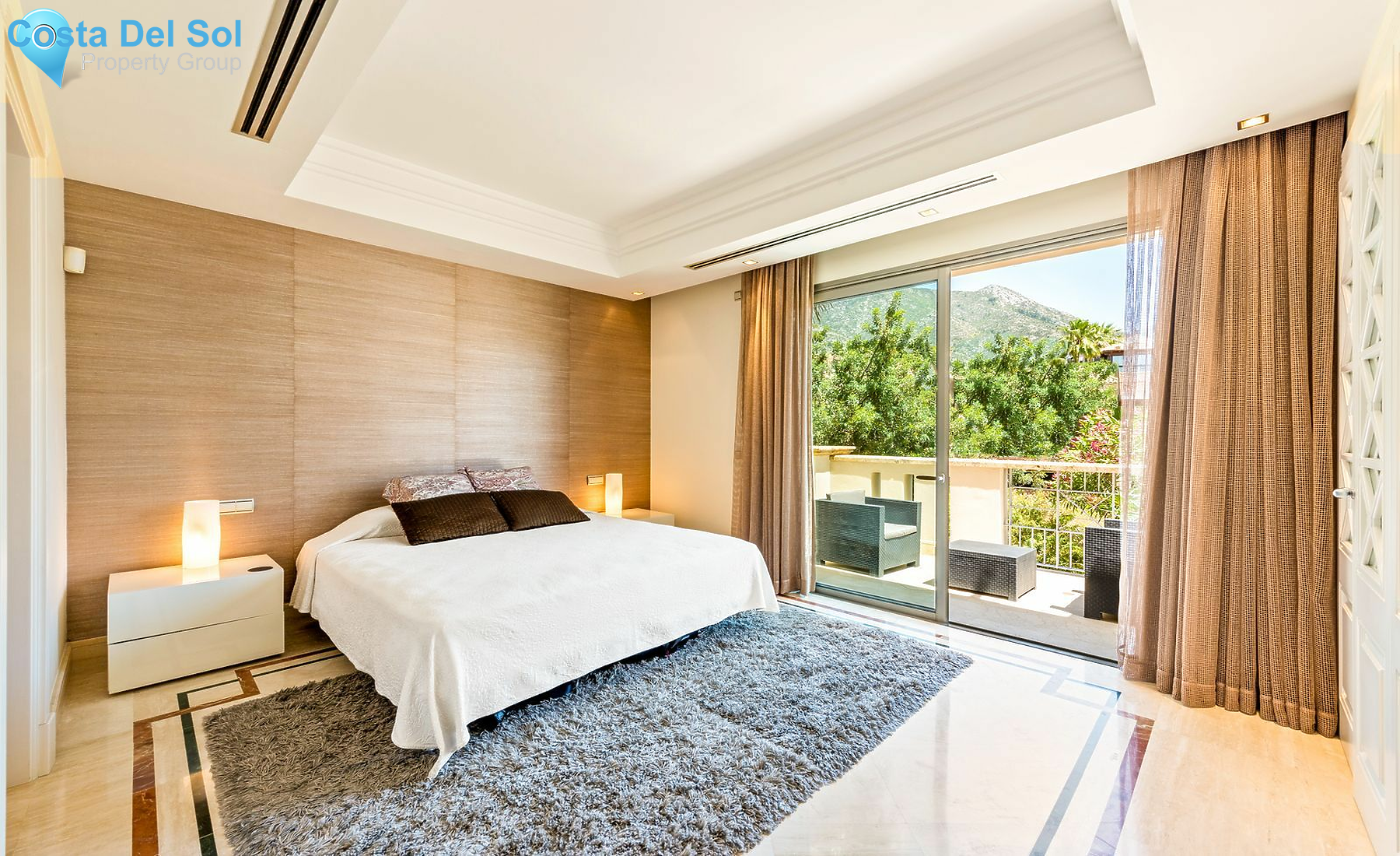 Semi-Detached House in Sierra Blanca-1519718