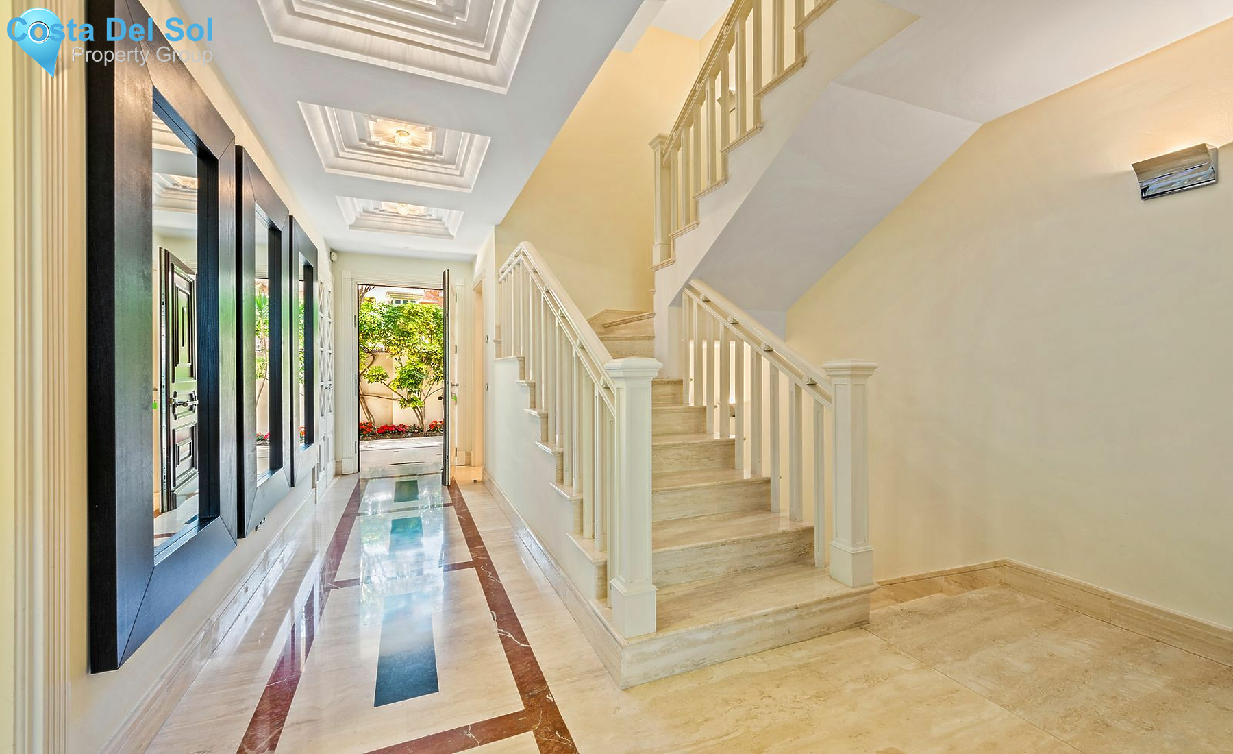 Semi-Detached House in Sierra Blanca-1519712