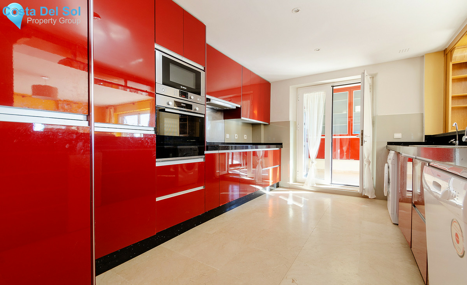 Semi-Detached House in Sotogrande-1412303