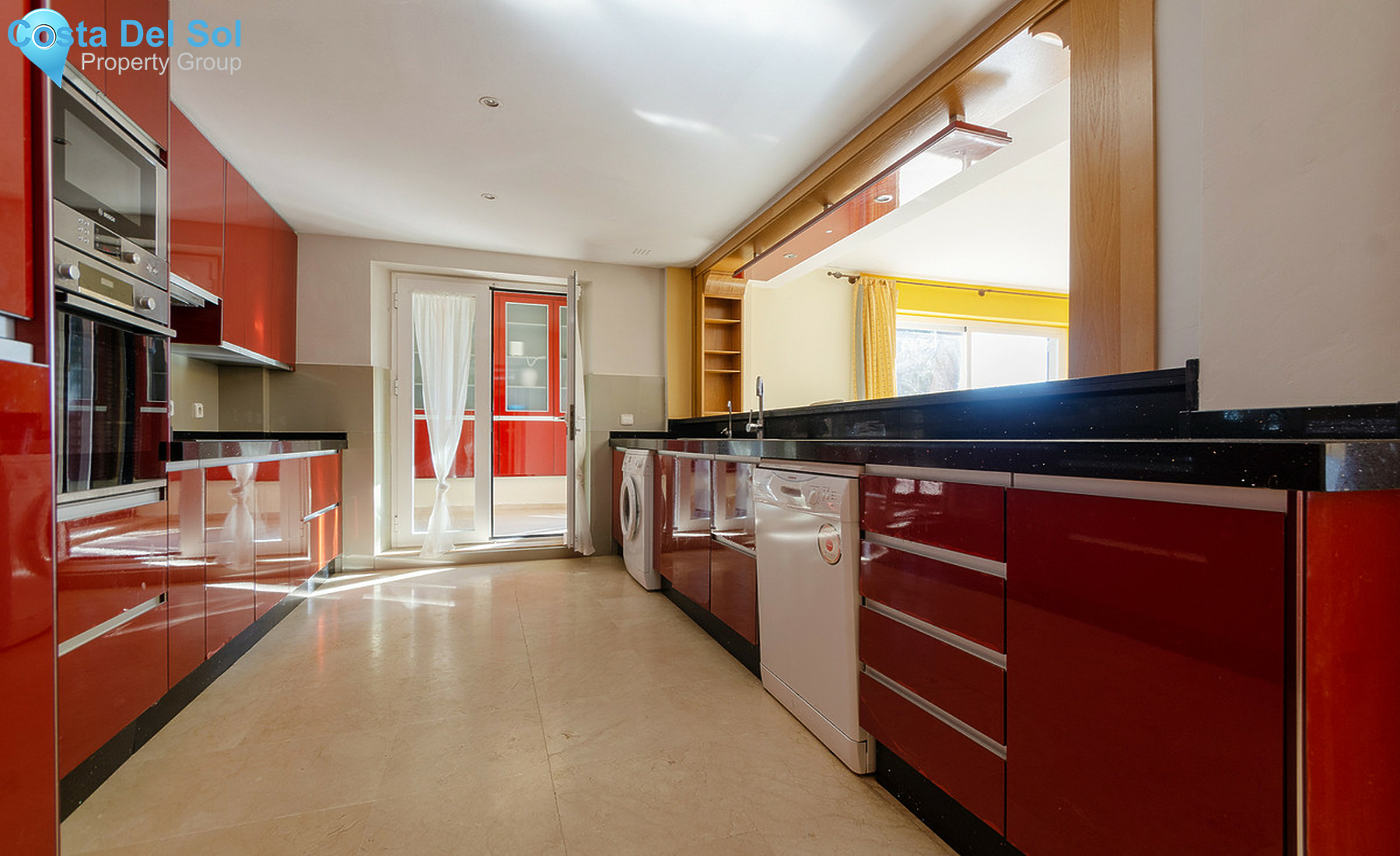 Semi-Detached House in Sotogrande-1412304