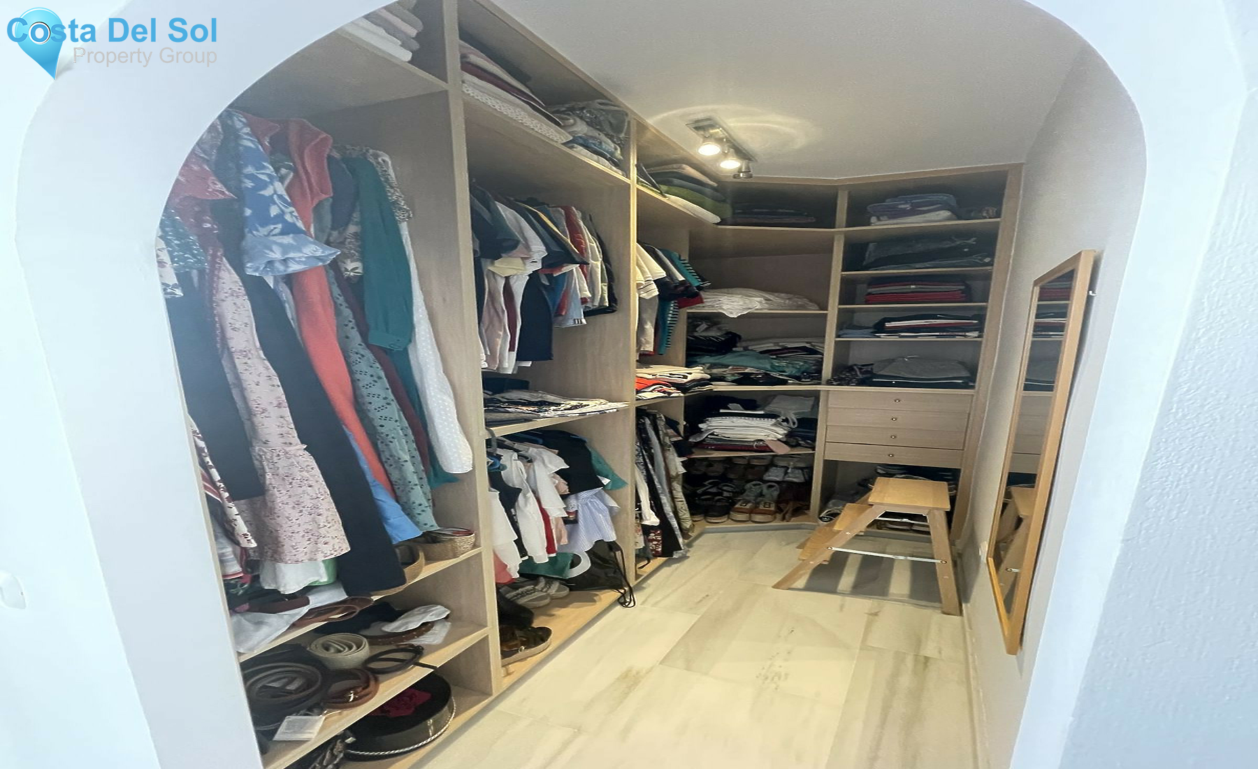 Semi-Detached House in Torreblanca