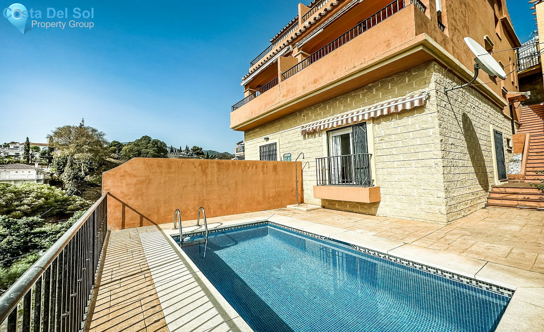 Semi-Detached House in Torreblanca