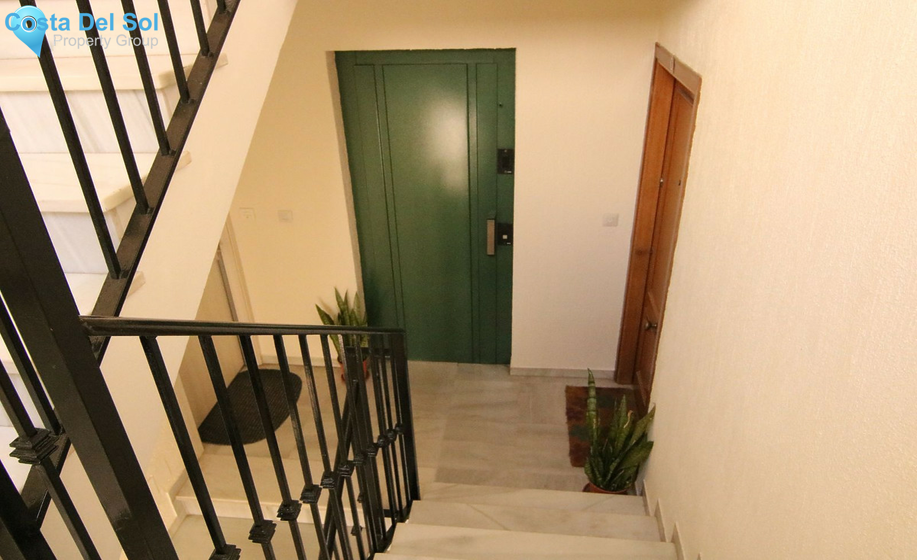 Top Floor Apartment in Coín-1262295