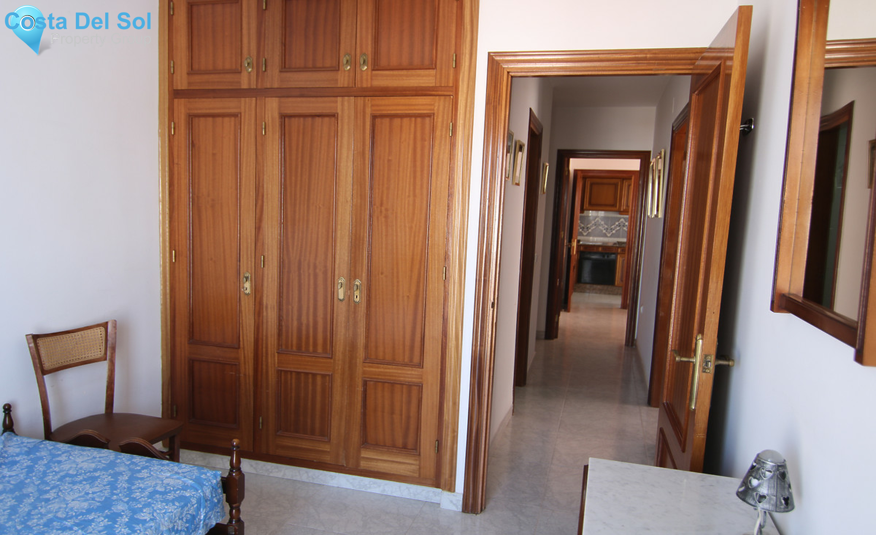 Top Floor Apartment in Coín