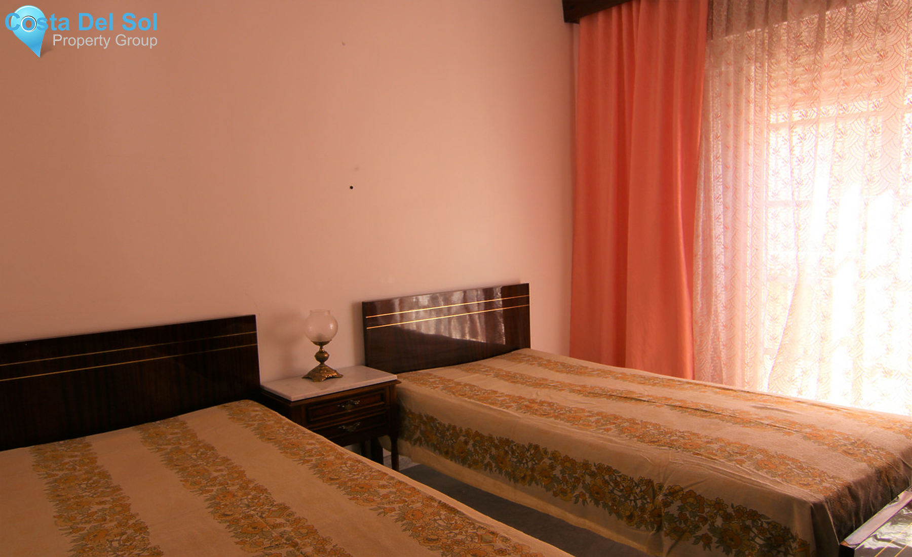 Top Floor Apartment in Coín-1360366