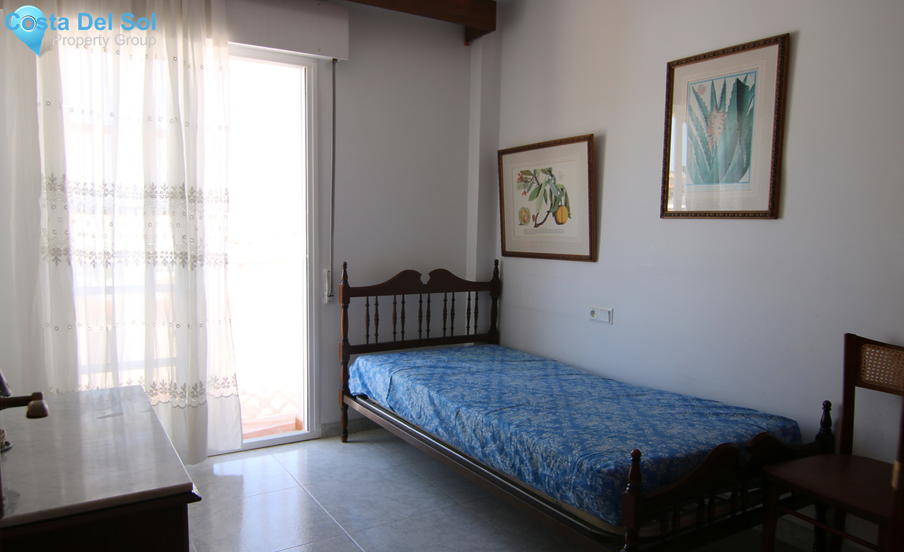 Top Floor Apartment in Coín-1360370