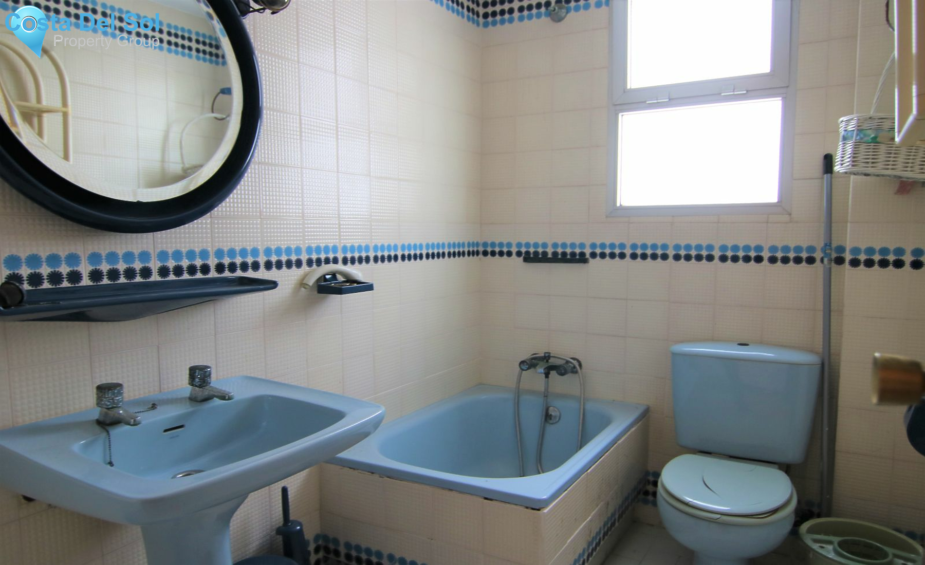 Top Floor Apartment in Coín-1224320