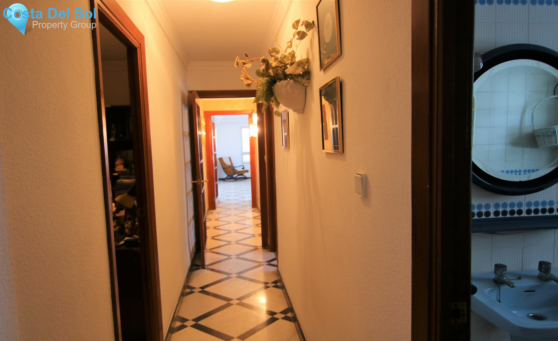 Top Floor Apartment in Coín-1224317