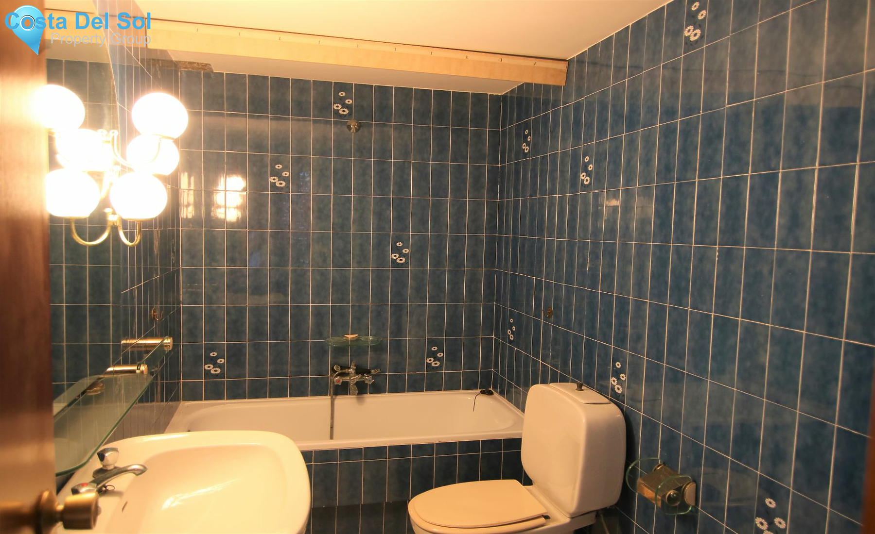 Top Floor Apartment in Coín-1224318