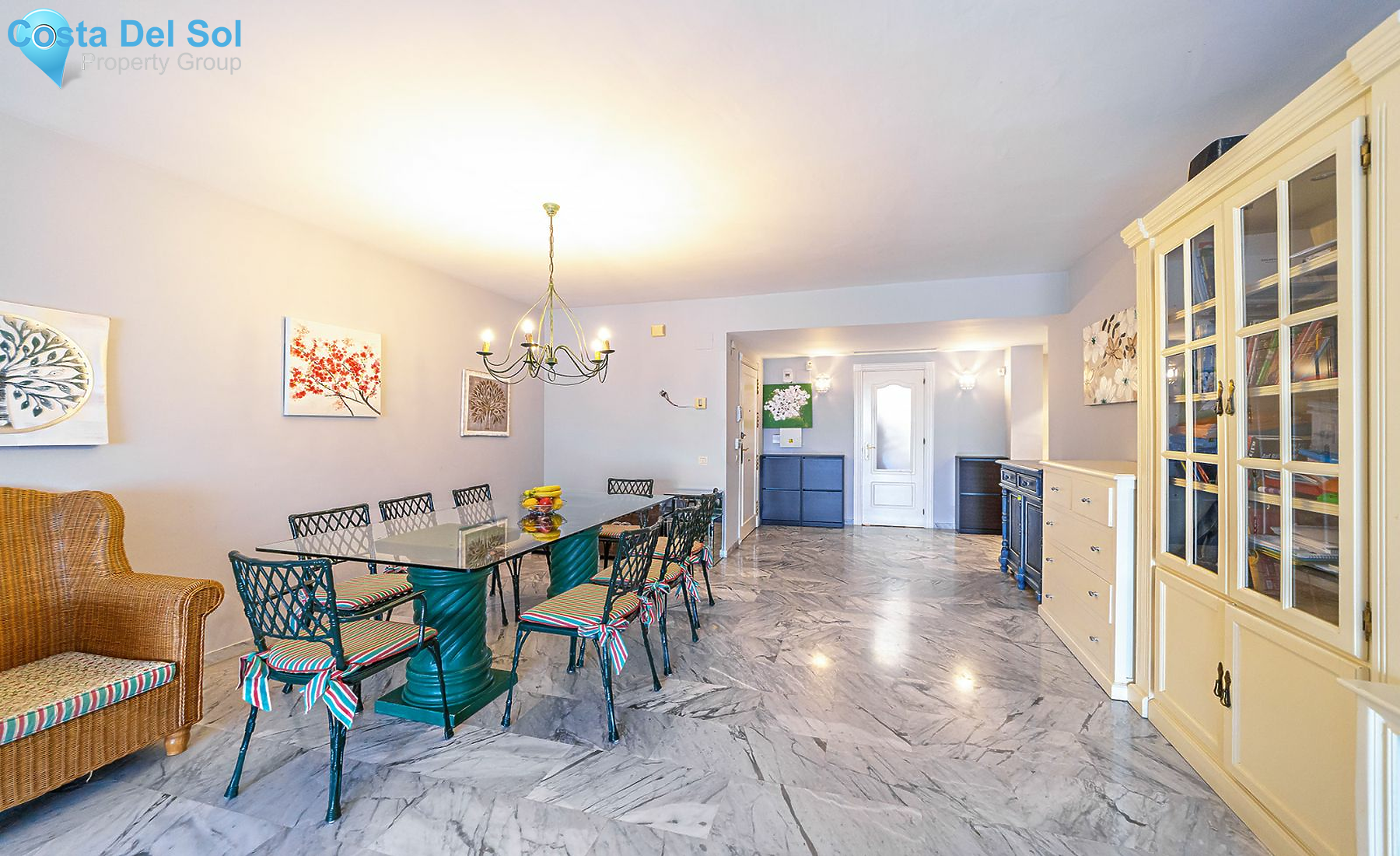 Top Floor Apartment in Estepona-1220742