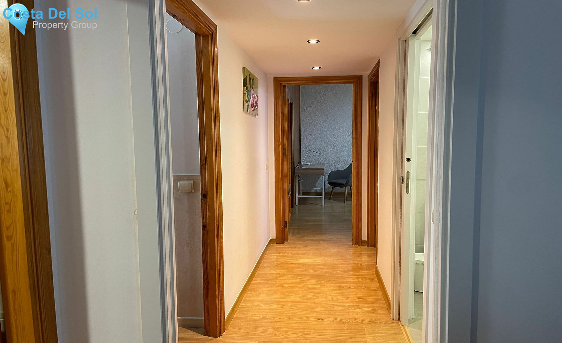 Top Floor Apartment in Estepona-1428341