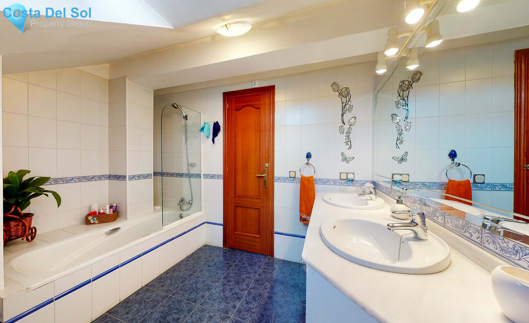 Top Floor Apartment in Fuengirola-1143309